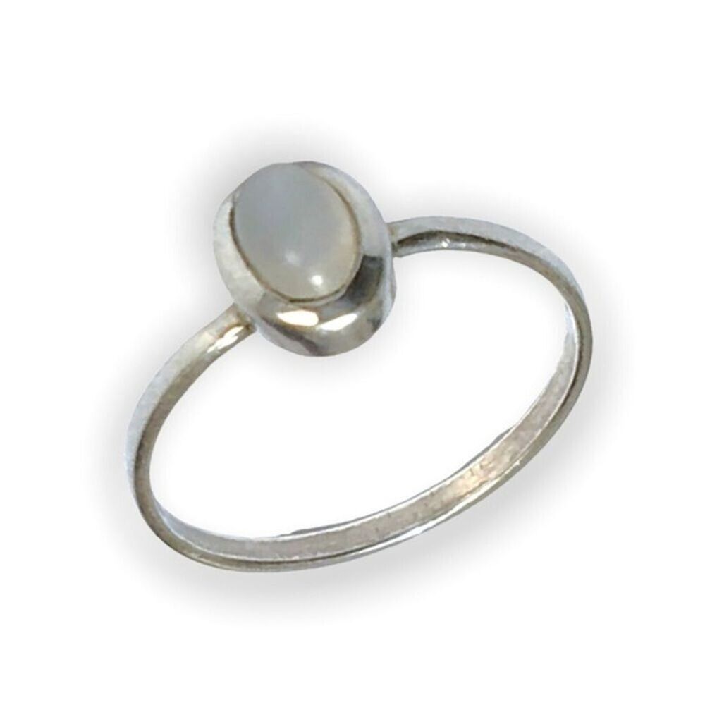Sterling Silver Ring Size 7.5 Cat's Eye Moonstone Feldspar Cabochon Stone